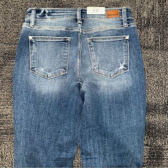 Judy Blue Mid Rise Boyfriend Jeans - Picture 4 of 7